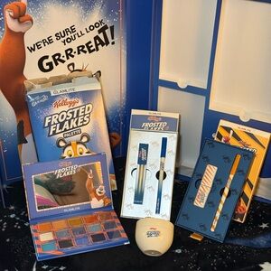 Kellogg's x Glamlite Frosted Flakes PR Collection